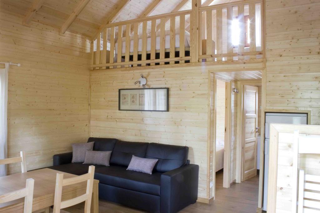 Camping Càmping Els Roures